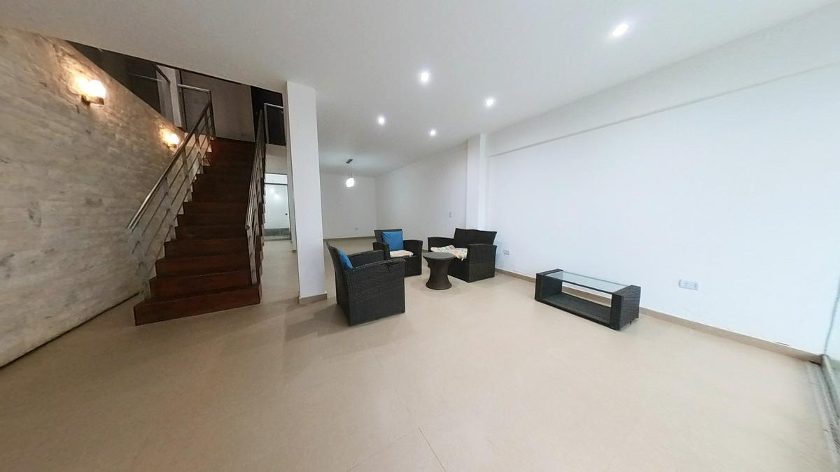 VENTA DE LINDA CASA EN PIMENTEL